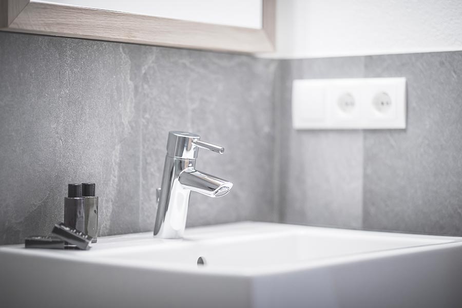 Lavabo dell'Appartamento E „my adventure"